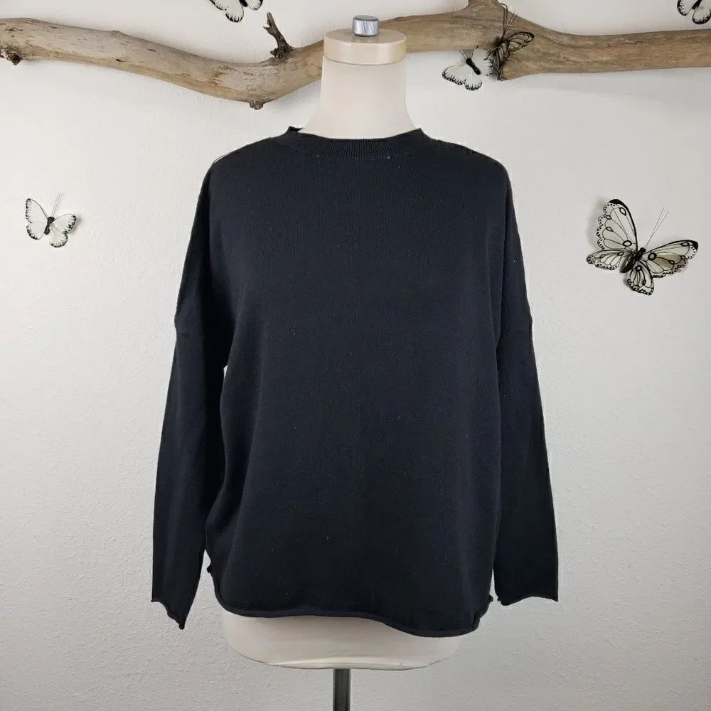 John + Jenn black split sleeve rolled hem sweater